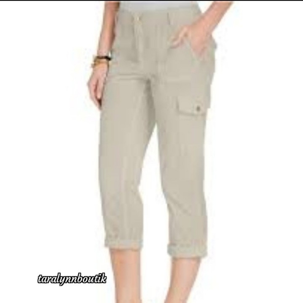 Tommy Hilfiger Cargo Capri - Picture 2 of 3